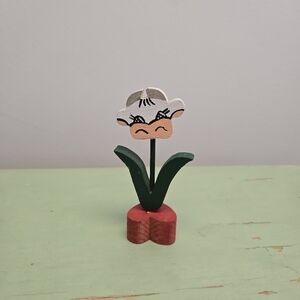 Miniature Wood Flower Cow Vintage Country